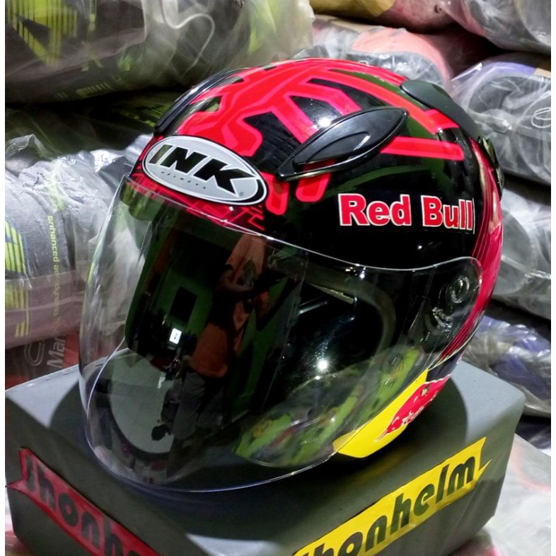 HELM MODEL R6 REDBULL