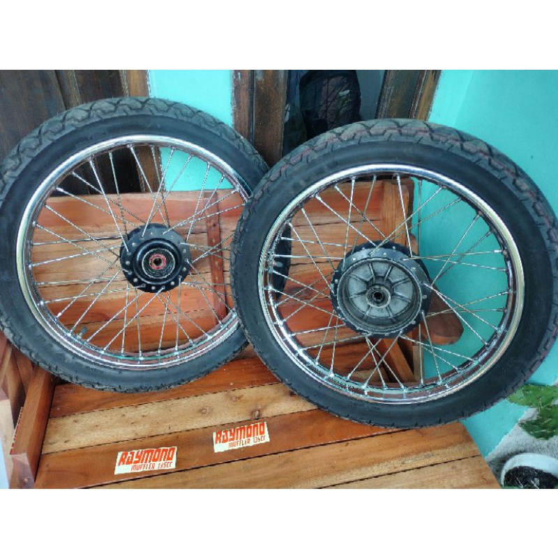 velg set rx king kobra cobra 1992  original copotan motor velg tembus bawaan rx king cobra kode 160x