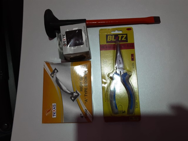 Tarikan / Handle Pintu Lemari / Laci Ukuran 4 Aluminium Per Lusin