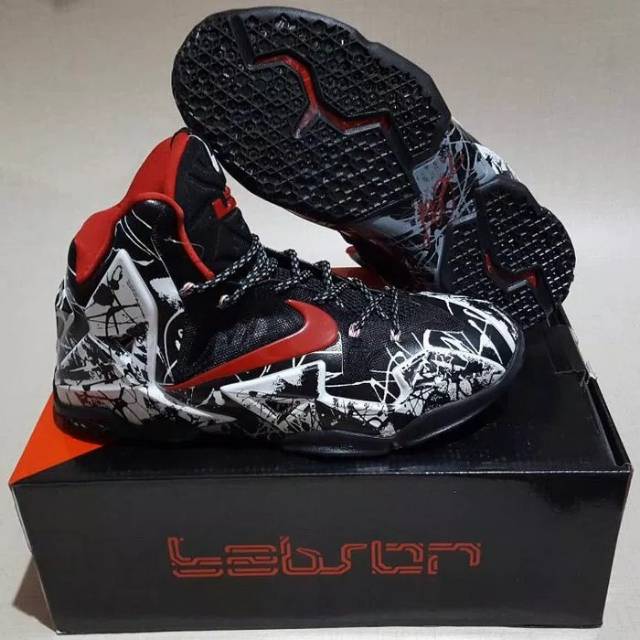 Lebron soldier "Graffiti"