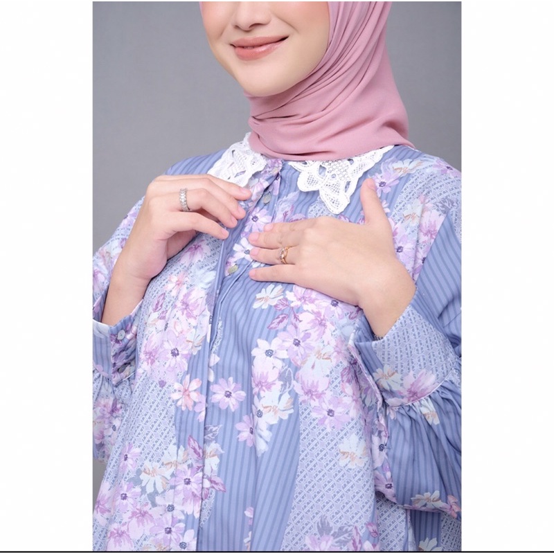 Nada Puspita monogram flower shirt