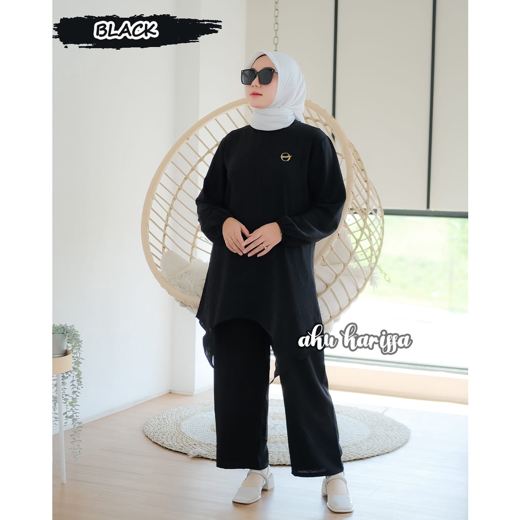 ONE SET HOODIE SETELAN OLGA SPORT OLAHRAGA TAZKIYA CLARA KLARITA CRINGKEL PREMIUM AKU KARISSA CUTTING CURVE SETELAN CELANA TERBARU TRENDY MODIS Busui Kuliah kerja