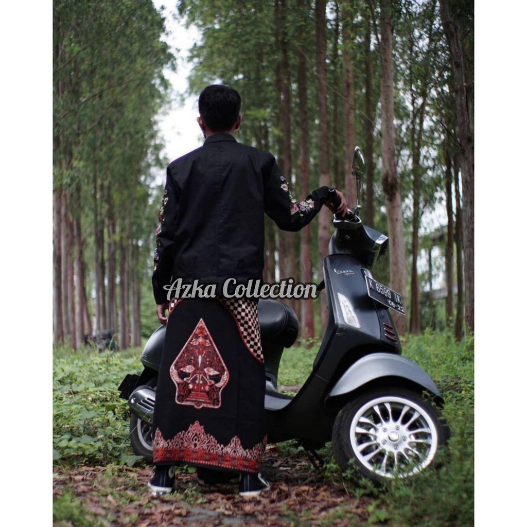 BIG RAMADHAN SARUNG BATIK GUNUNGAN WAYANG MERAH TERBARU | SARUNG KLASIK | SARUNG TRADISIONAL JAWA