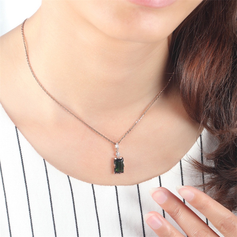 [Ready Stock]Fashion 18K Rose Gold Plated Emerald Pendant Necklace