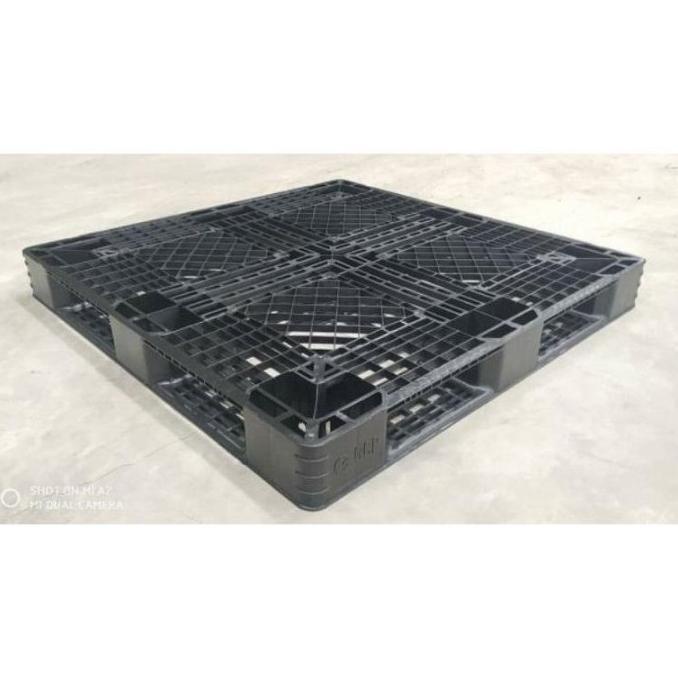 

Palet Plastik Bekas Jaring-Jaring 110 X 110 X 12 Cm Khusu Cargo
