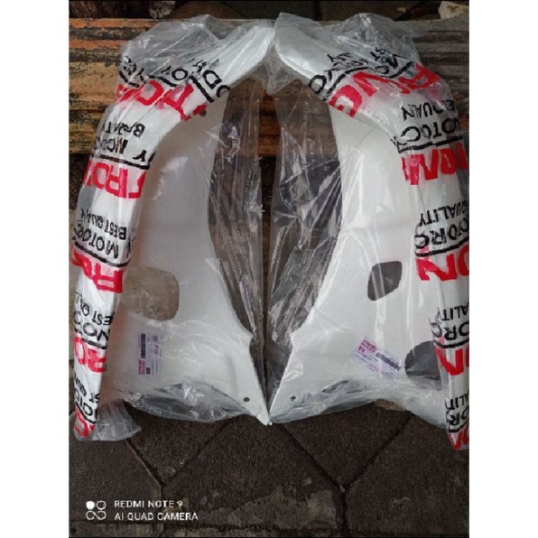 SAYAP PUTIH HONDA GRAND DAN IMPRESA MERK STRONG