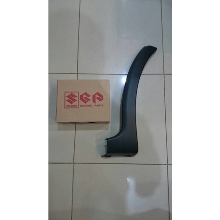 List Garnish Bumper Bemper Depan Suzuki SX4 ASLI SGP!