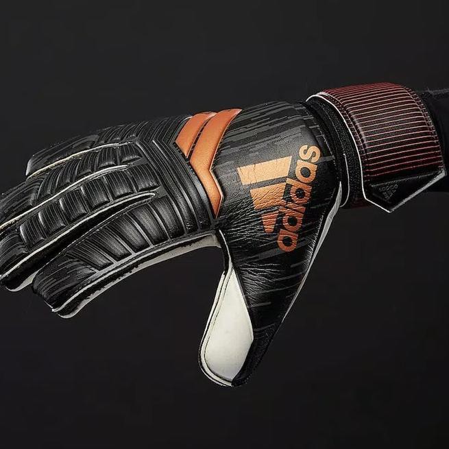 Sarung Tangan Kiper / Gloves Adidas Predator Black Official