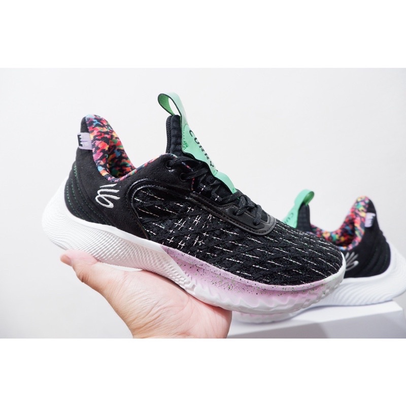 Sepatu Basket UA Curry 9 Flow COUNT IT