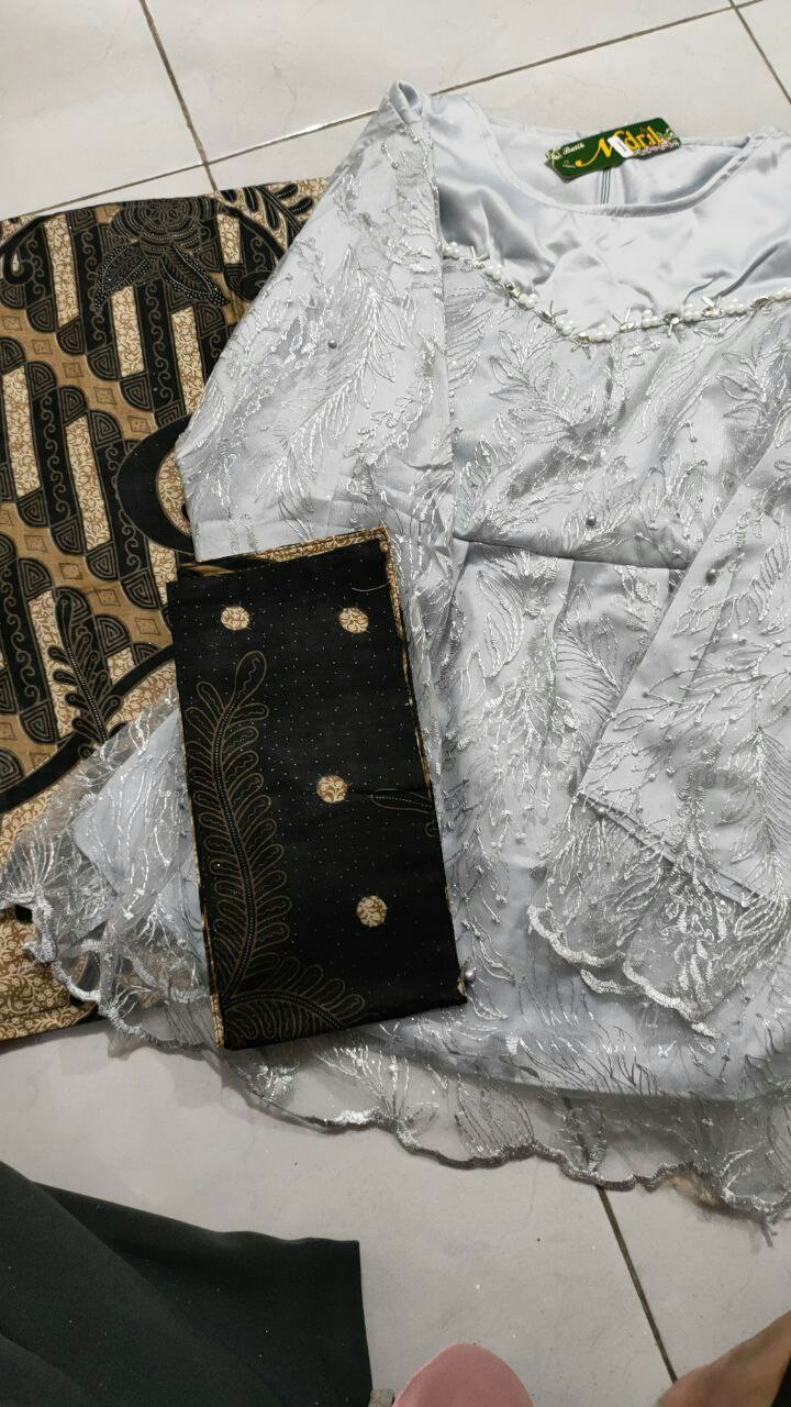 Batik Couple Kebaya Set Salsabila Series Tunangan Lamaran Wisuda Kondangan Kekinian 2021