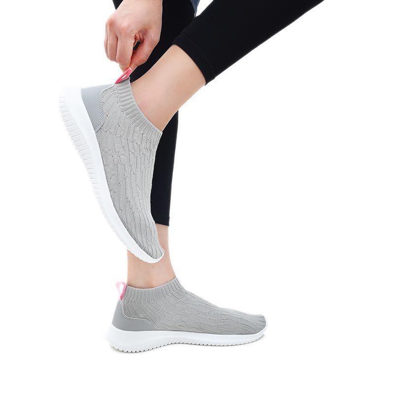 AIR WALK MEADOW (F) LIGHT GRAY (BNIB)