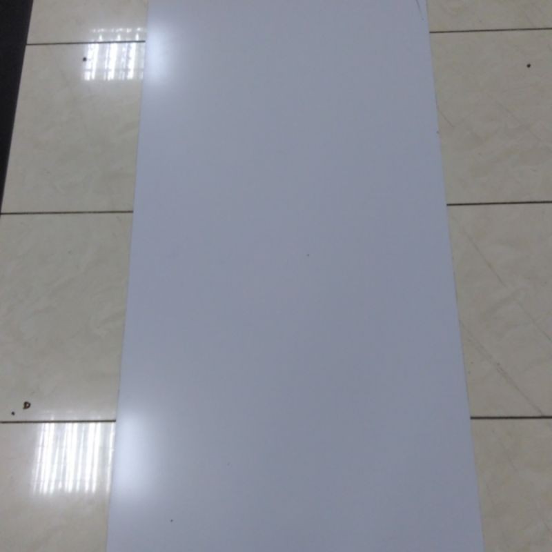 

gravoply putih teks hitam 120x60tebal 1.5ml