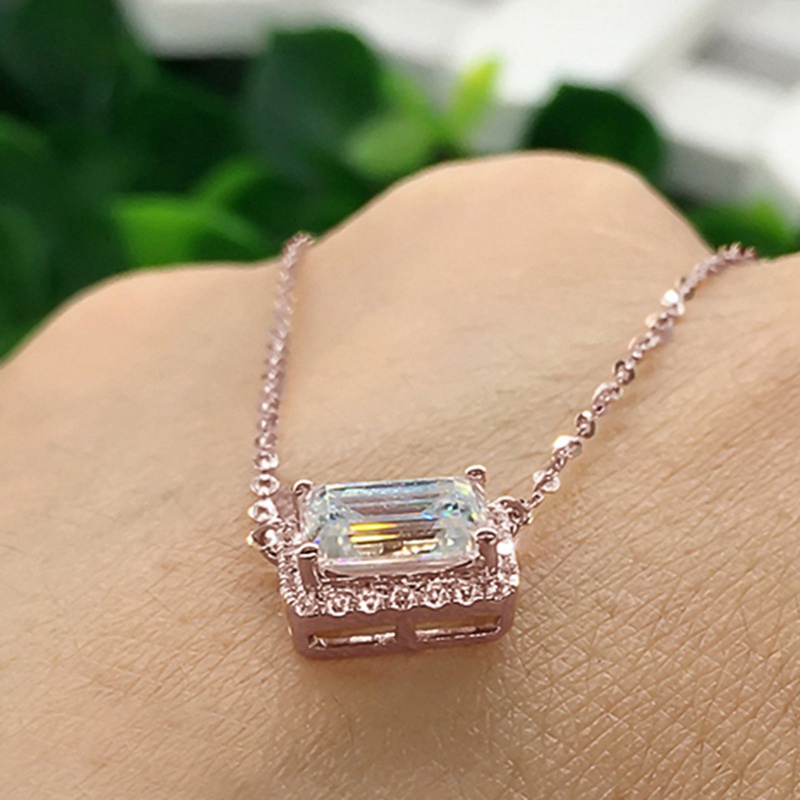 Kalung Liontin Bentuk Persegi Geometris Bahan Cubic Zirconia Untuk Wanita