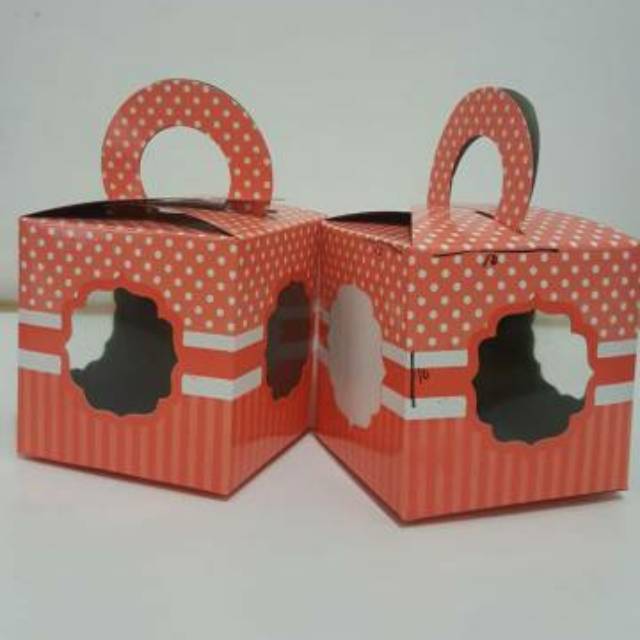 

[Sby] 10cm x 10 x 10 Dus Kotak Kemasan souvenir paper box