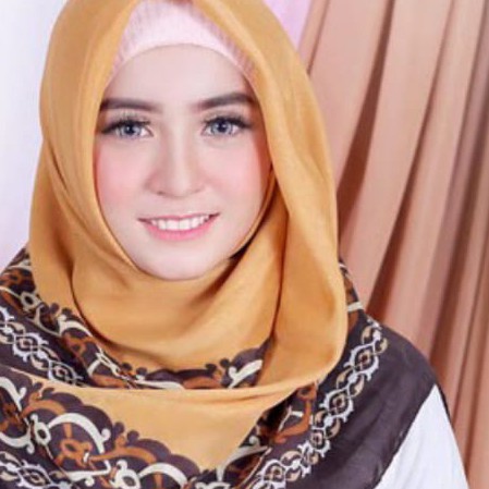 Jilbab Segitiga Mei Chen /  Hijab Variasi Warna / Kode JBC004