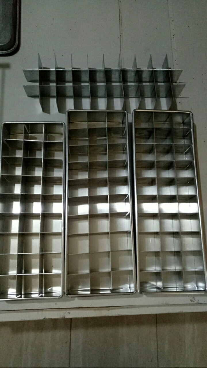 Loyang Sekat Brownis