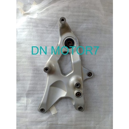 Swing Arm Arem Yamaha Nouvo Z Original Swing arm dudukan knalpot Nouvo