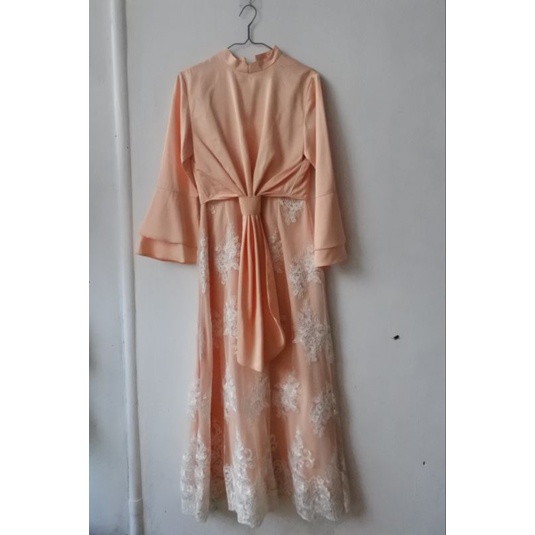 Preloved Dress Brukat Salem