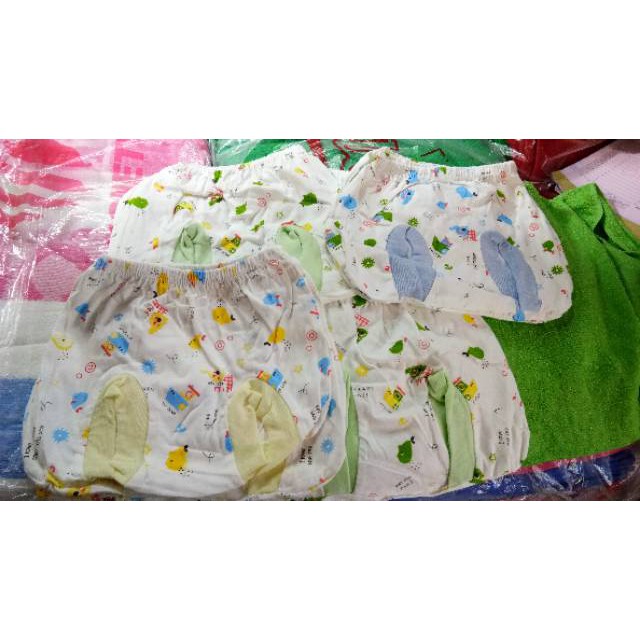 Celana bayi pop putih motif shaqueen