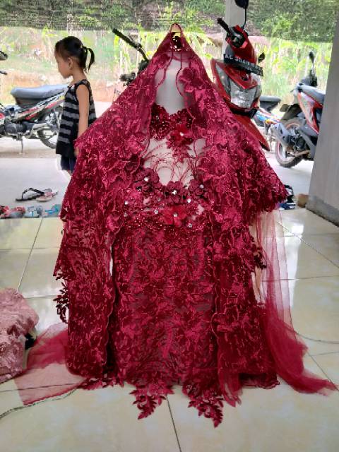 Kebaya maroon 3D plus Hijab