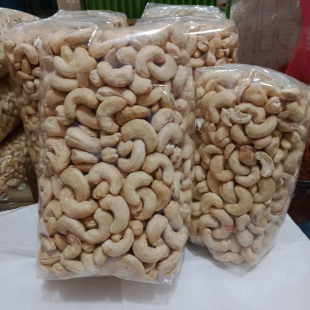 

Mete kering / mete oven mentah 1kg/ mete wonogiri