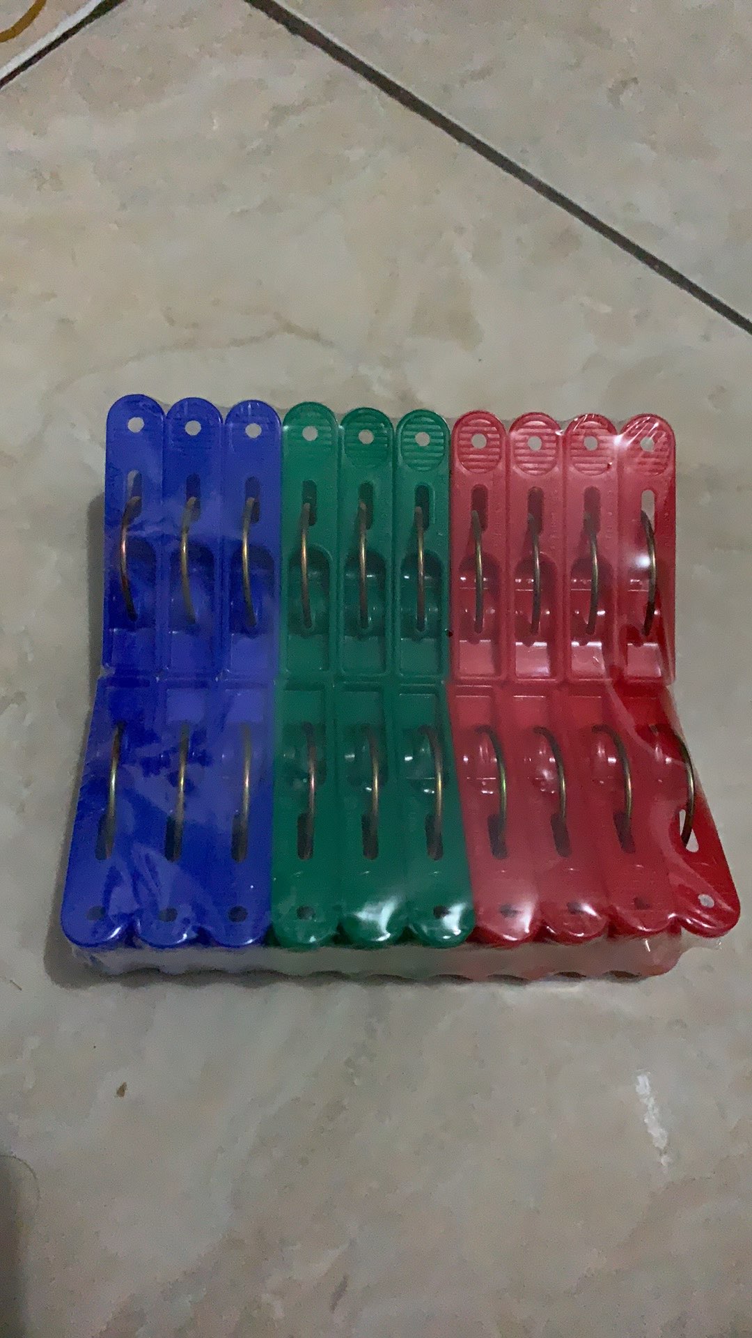 Jepitan Baju Lion Star Livina