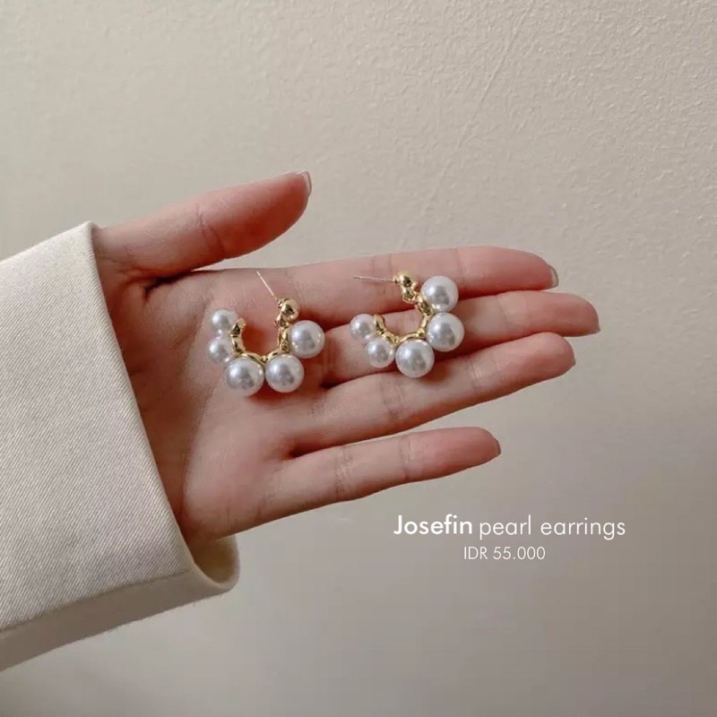 Ark.co - Josefin pearl earrings anting mutiara elegan C hoops