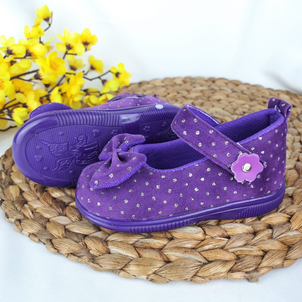 [TAMAN SEPATUKU] SEPATU TRENDY MURAH ANAK PEREMPUAN PITA SOL BUNYI CIT-CIT 1 2 3 TAHUN SAX01