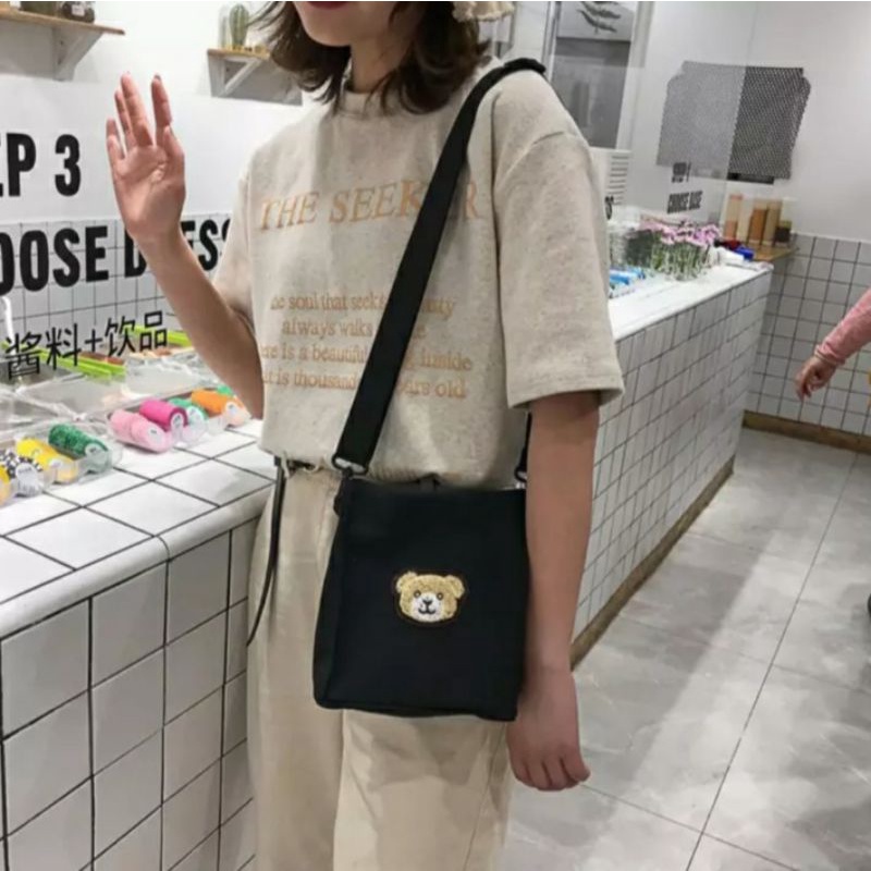 dem_sare / DS1122- KENNY BEAR Sling Bag Tas Selempang Canvas  Sling Bag Tas Selempang Mini Tas Selempang Wanita Fashion Korea Murah