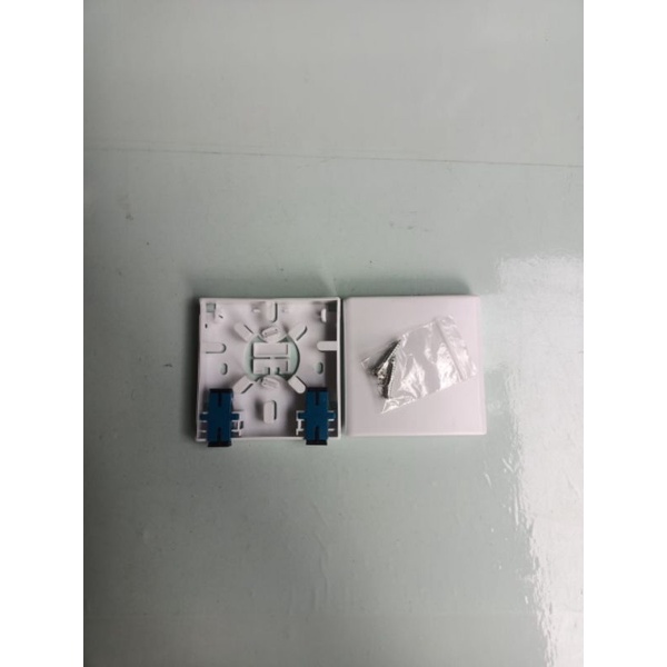roset 2core + adapter sc upc