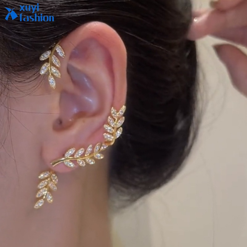 Anting Klip Tanpa Tindik Desain Daun Hias Kristal Berkilau Untuk Wanita