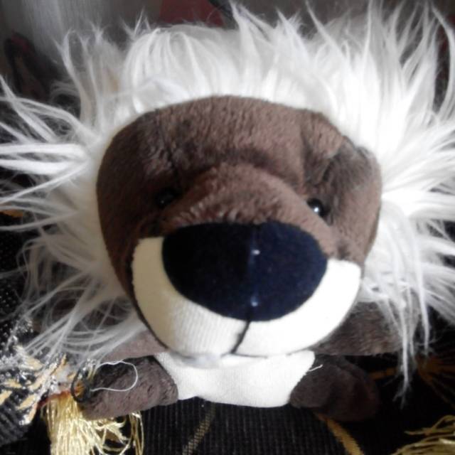 Preloved Boneka Singa