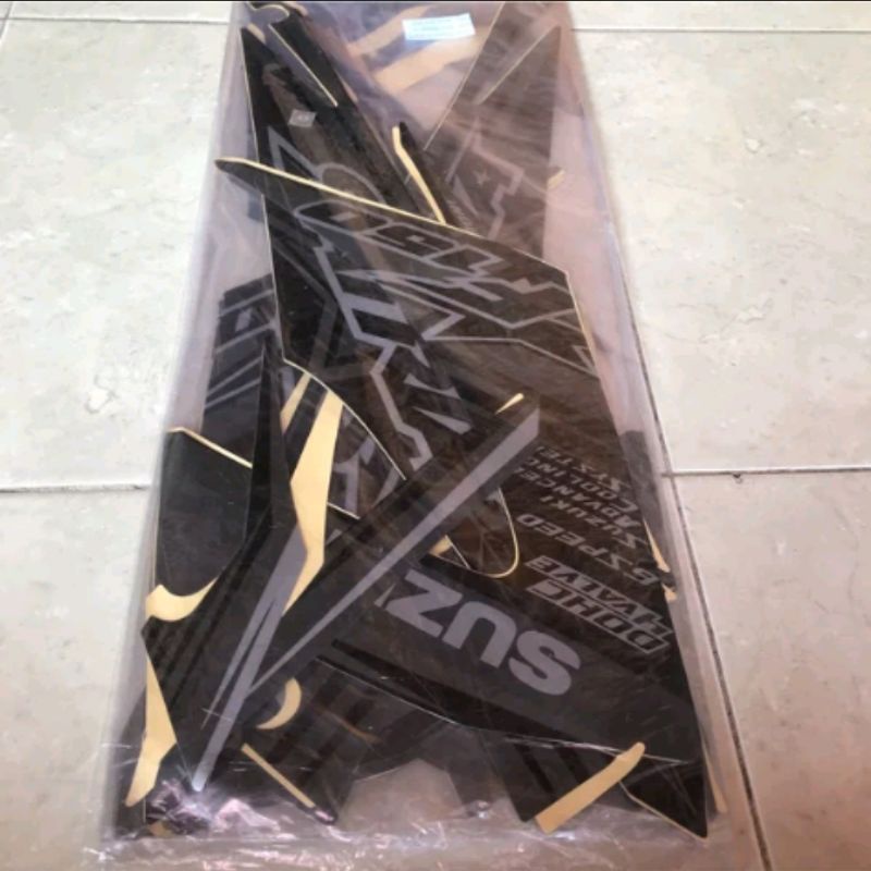 STRIPING LIS BODY SATRIA FU F 150 BINTANG 2014 HITAM