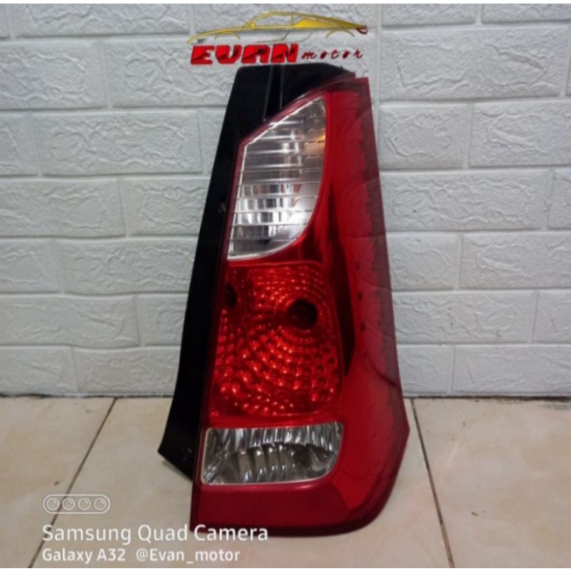 Stoplamp lampu belakang Suzuki Karimun wagon R