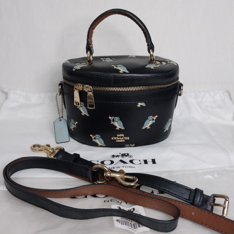 CoachTrail Party Owl. Tas Coach Preloved, Tas Coach Bekas. Coach Bag. Tas Coach Original. Coach Owl.