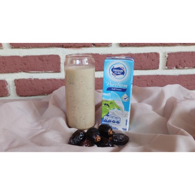 

Susu Kurma / Milk Dates