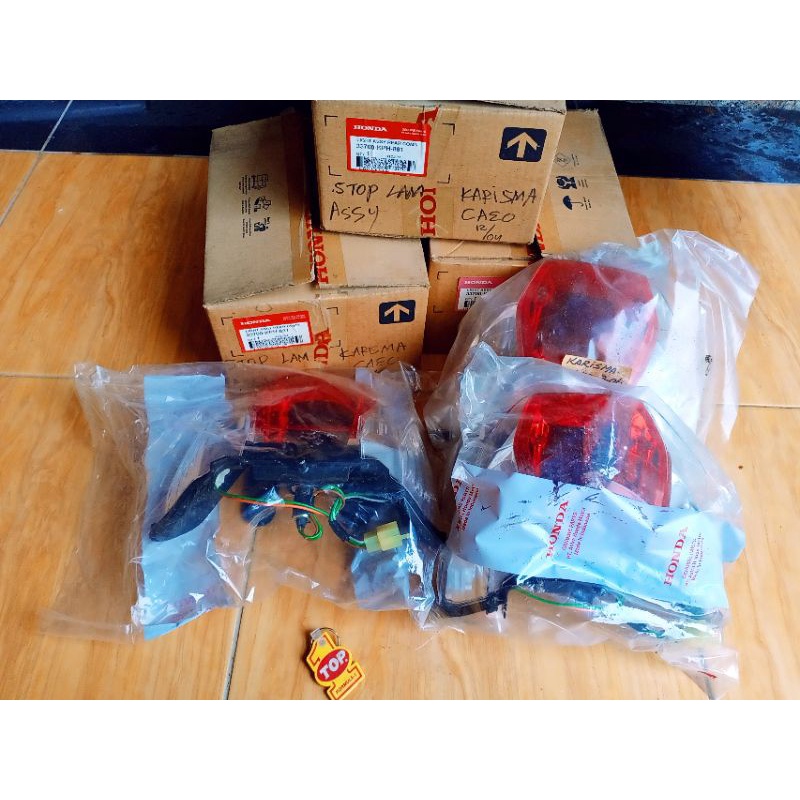 Stoplamp assy karisma ori original Stop lamp Karisma original 33700-KPH-881