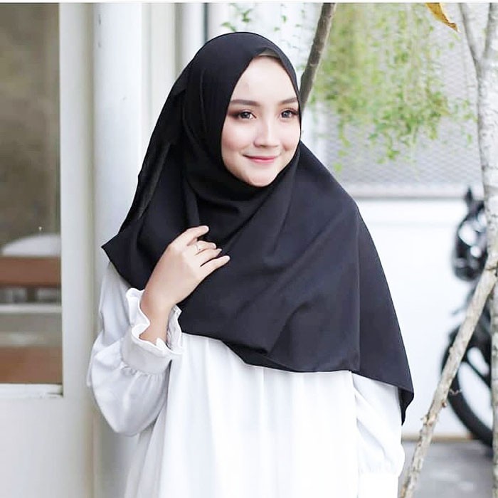 DAHJBSTORE - Pashmina / Pashmina Diamond / Basic Pashmina Diamond Stretch 180 x 75 Polos-1