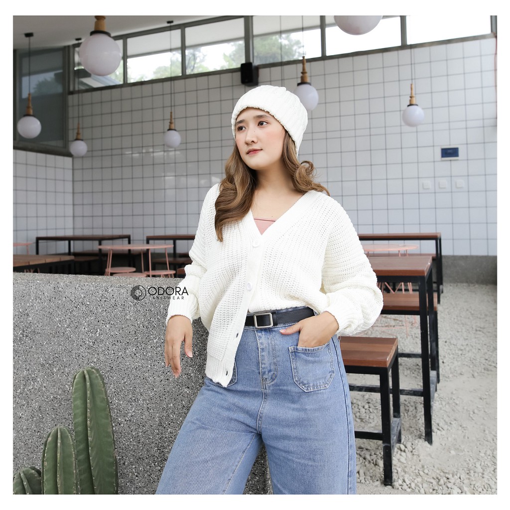 Cardigan rajut premium (Carra)-Broken white