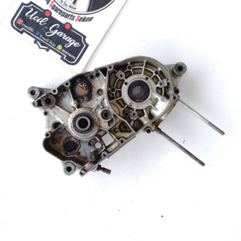 CRANKCASE KIRI SUZUKI TRS KRENGKES KIRI SUZUKI TRS SEKEN ASLI ORIGINAL