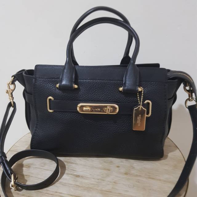 Coach swagger 27 black gold