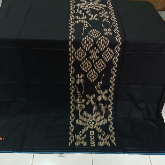 Terbaru Sarung Bhs Hitam Afkir Polos Tumpal Kembang Tkb Hpl Kualitas