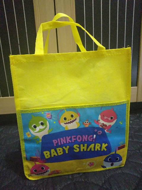 Tas ulang tahun 2 kantong BABY SHARK