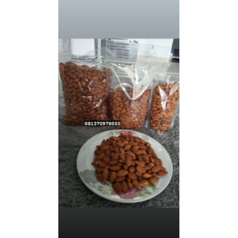 

Kacang Almond Roasted (Panggang)