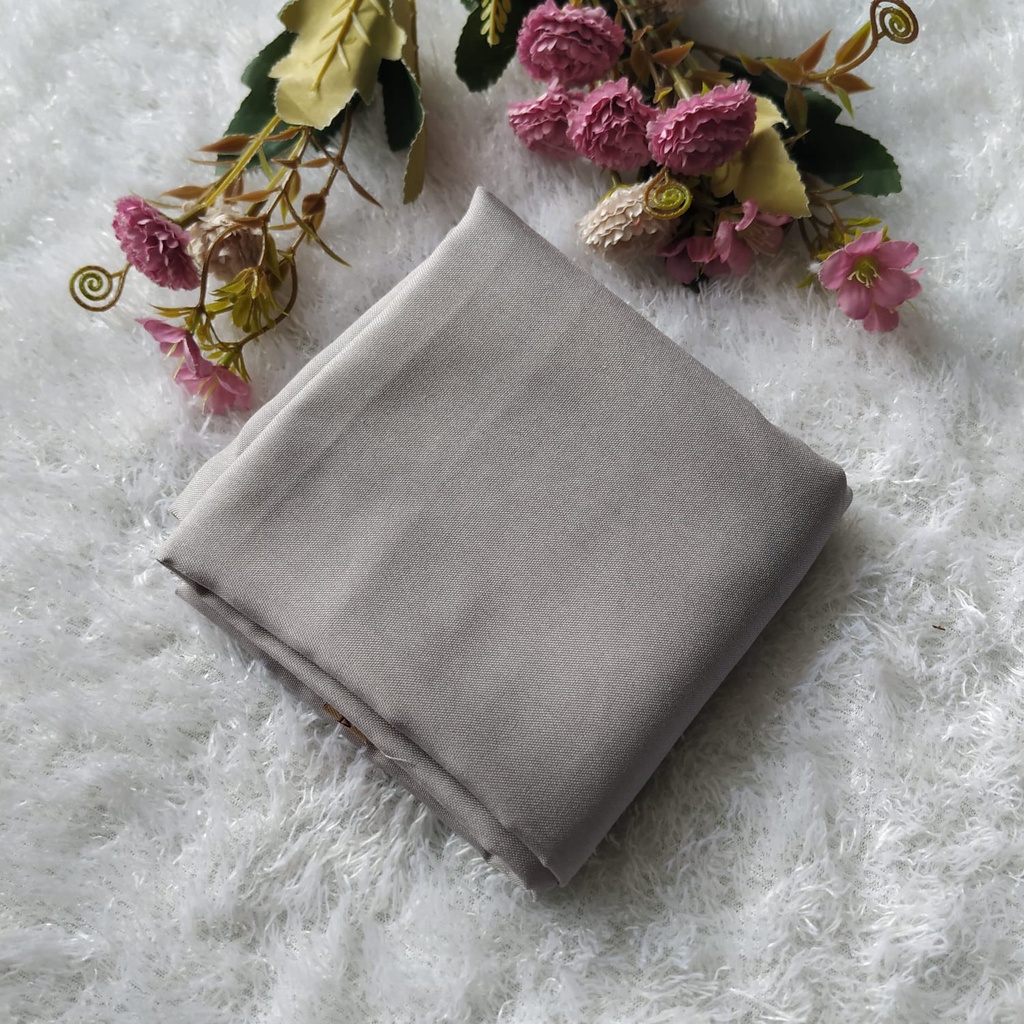 PARIS PREMIUM PARIS AMOUR HIJAB SEGI EMPAT-SILVER