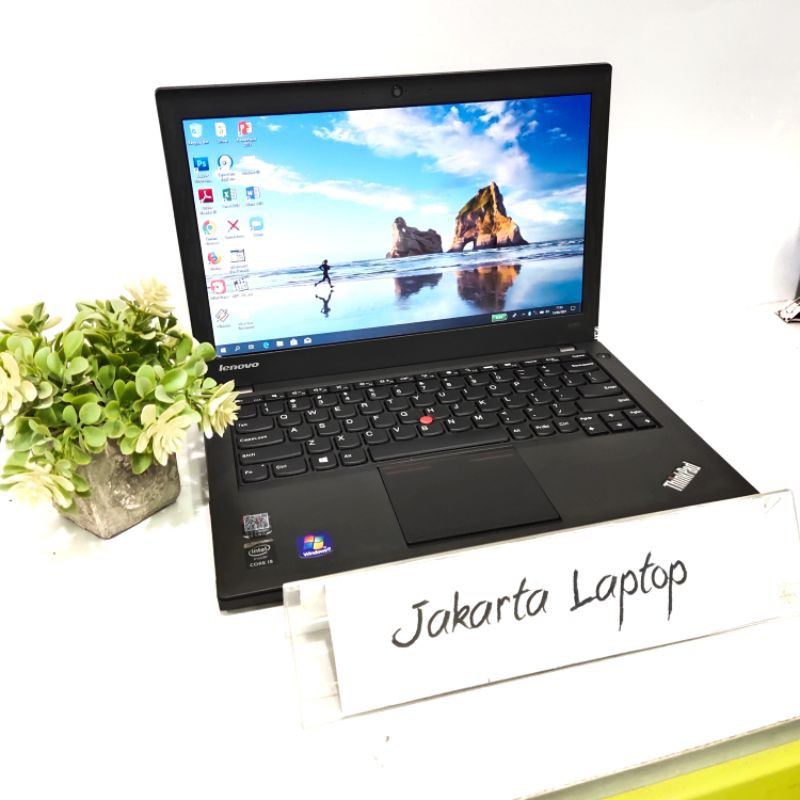 LENOVO THINKPAD X240 | CORE i5 | GE4 RAM 8GB | SSd 512GB | MULUS MURAH BERGARANSI