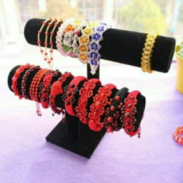 DISPLAY GELANG JAM TANGAN MANEKIN PAJANGAN GELANG