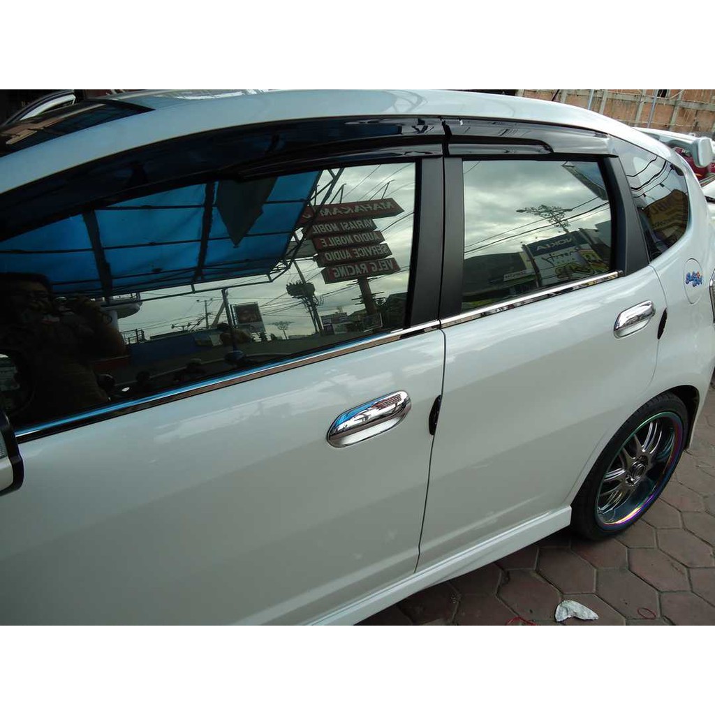 List Kaca Samping / Window Liner All New Jazz