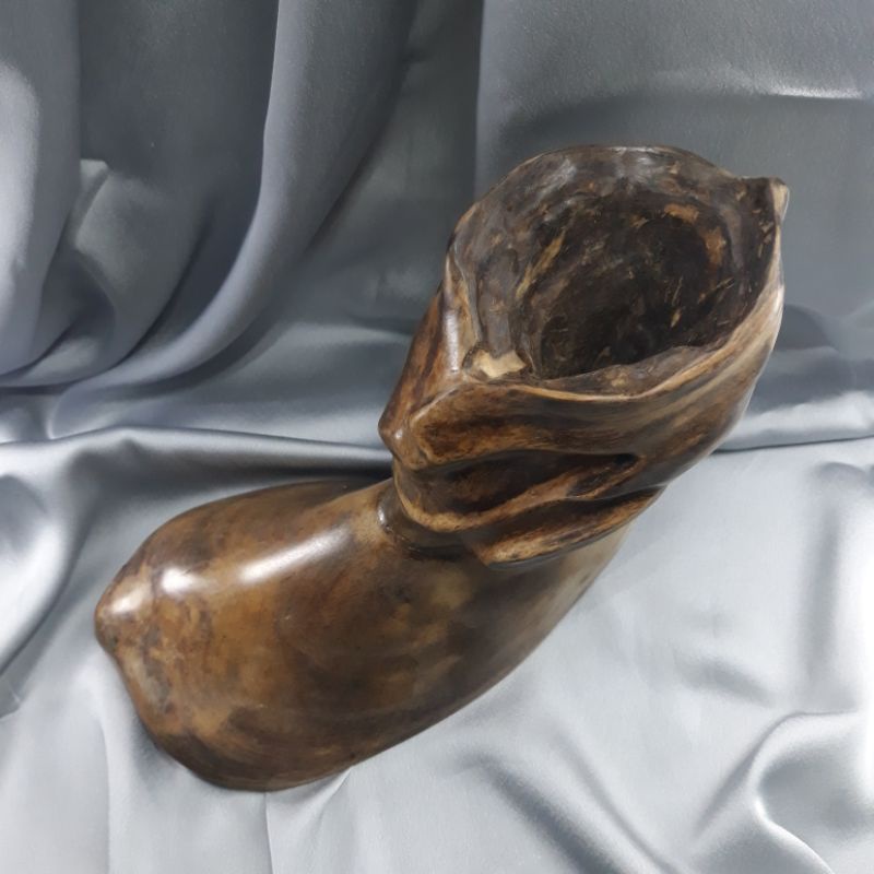 Asbak Kayu Gaharu Buaya