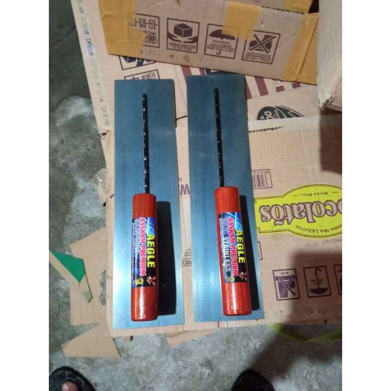 RASKAM BAJA PLAT BIRU 40 cm.Roskam Acian Reskam Trowel baja